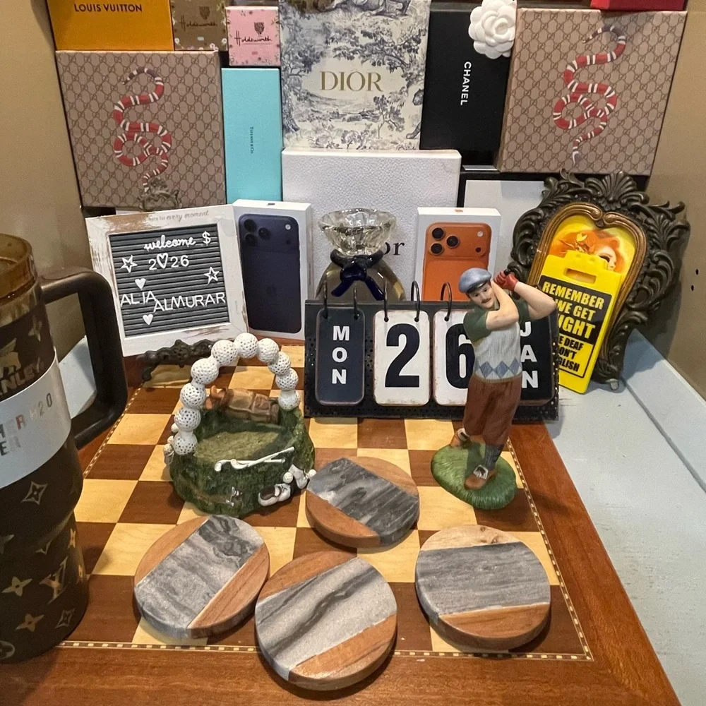 Cute golf bundle with four marble cup coasters